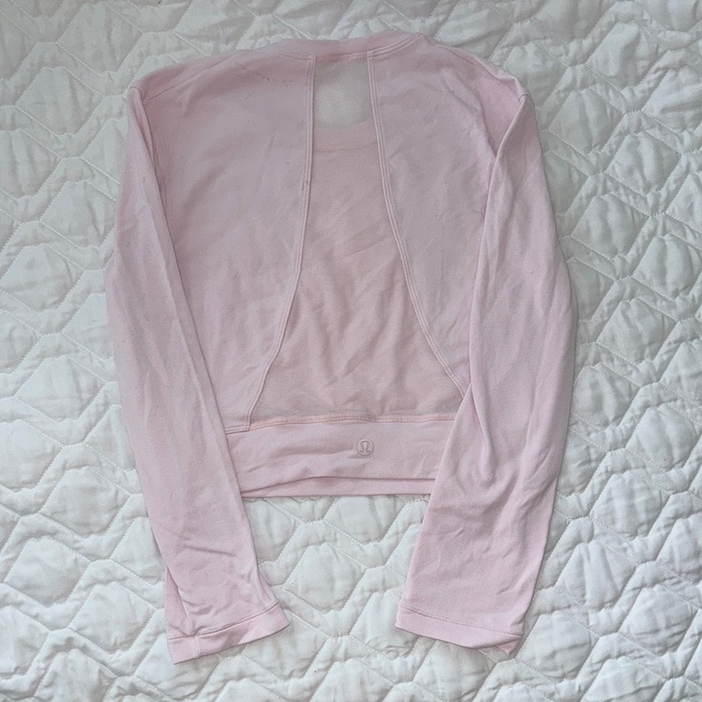 Lululemon Light Pink Long Sleeve crop Top